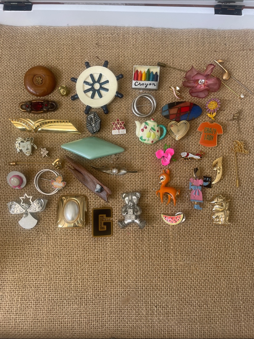Assorted Pins and Brooches Lot- Vintage to New